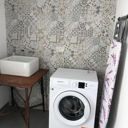 64 Barth Apartment *